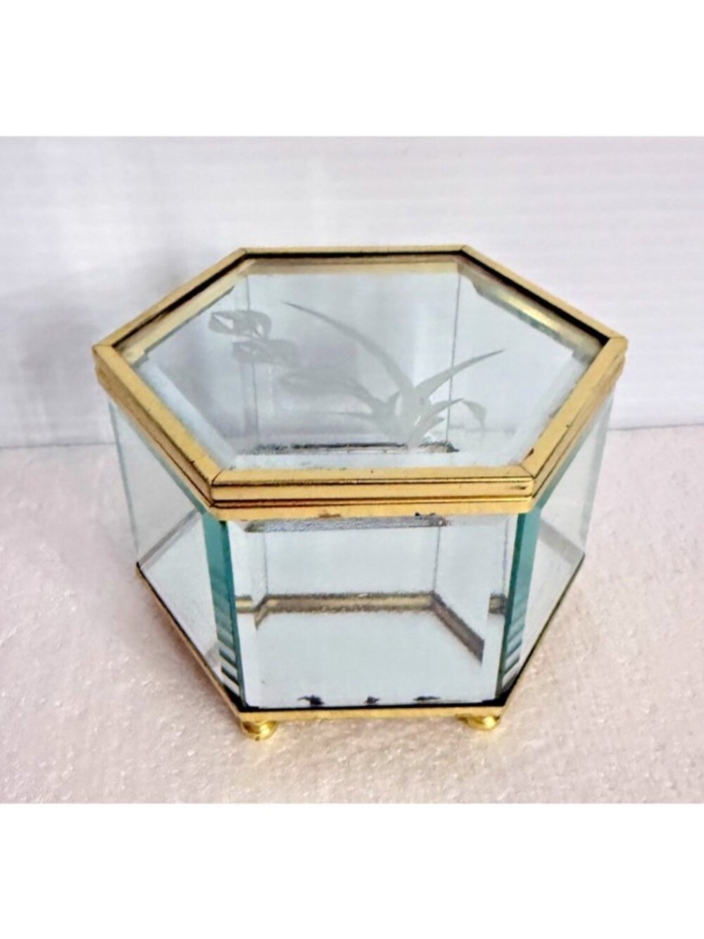 Vintage Hexagonal floral Etched Glass mirrored Jewelry Trinket Box w./ball feet